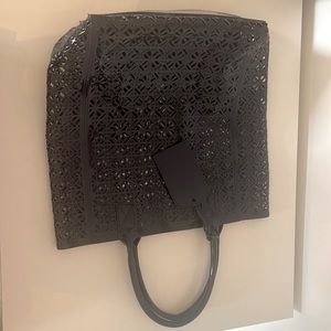 Navy patent Tory Burch tote